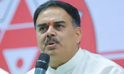 బీజేపీ జనసేన కలయిక చూసి వైసీపీ వణుకుతోంది