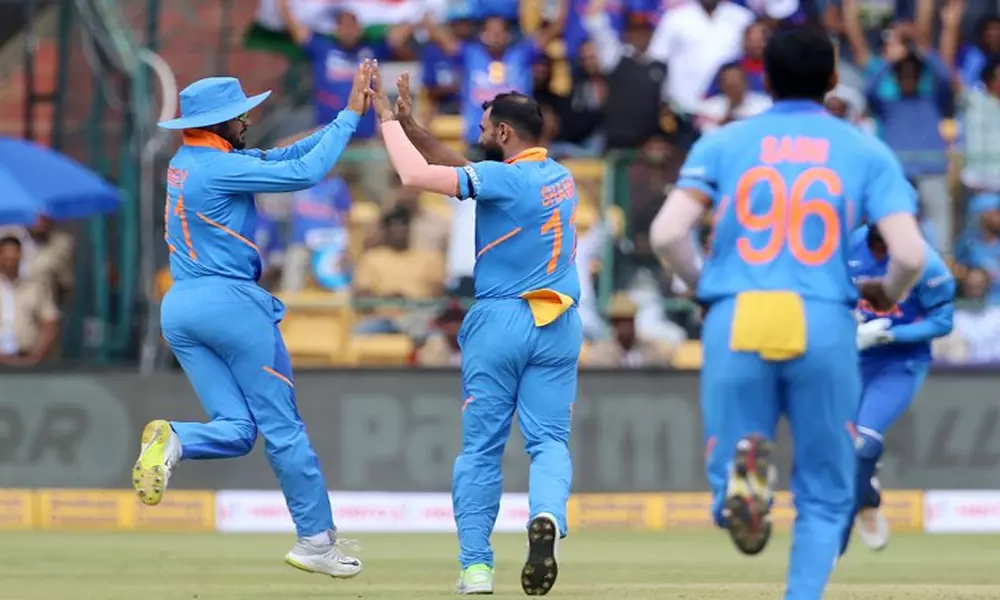 India vs Australia, 3rd ODI : మొదటి వికెట్ కోల్పోయిన ఆసీస్