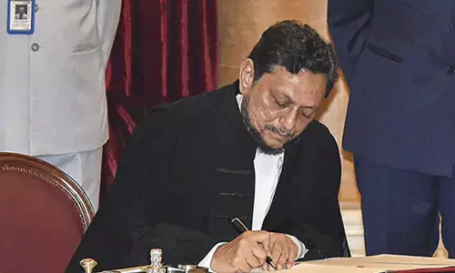 పన్ను ఎగవేస్తే సామాజిక అన్యాయం చేసినట్లే: జస్టిస్ బోబ్డే పన్ను ఎగవేస్తే సామాజిక అన్యాయం చేసినట్లే: జస్టిస్ బోబ్డే