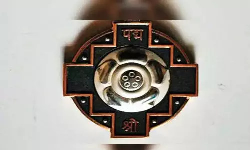 పద్మ అవార్డులను ప్రకటించిన కేంద్రం పద్మ అవార్డులను ప్రకటించిన కేంద్రం