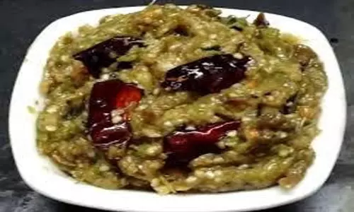 వంకాయ రోటి పచ్చడి తయారీ ఇలా.. వంకాయ రోటి పచ్చడి తయారీ ఇలా..