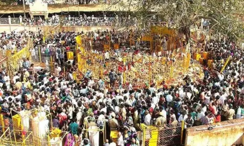 మేడారం సమ్మ‌క్క - సార‌ల‌మ్మ‌ వీర చ‌రిత్ర