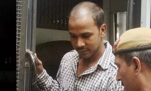 Nirbhaya Case: ముఖేష్ పిటిషన్‌ ను కొట్టివేసిన సుప్రీంకోర్టు
