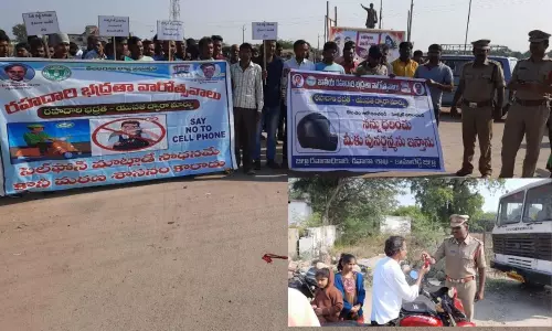 Madnoor: ఏఎంవిఐ ఆధ్వర్యంలో రహదారి భద్రత వారోత్సవాలు