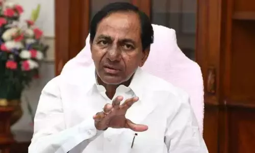 ఆ బస్సులపై నా ఫోటో వద్దు : సీఎం కేసీఆర్