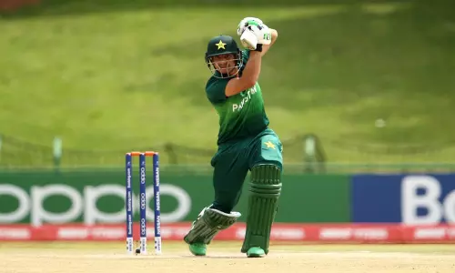 IND V PAK U19 Semi-Final 1 : పాకిస్థాన్‌ను వణికిస్తున్న టీమిండియా బౌలర్లు