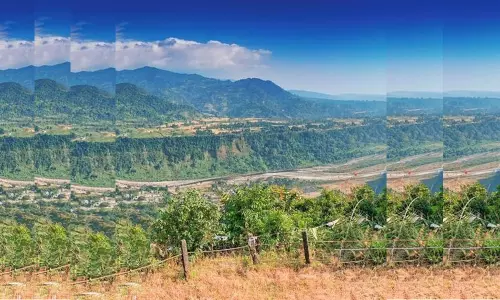 భారతీయులకు షాక్ ఇచ్చిన భూటాన్ ప్రభుత్వం