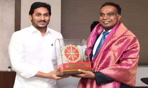 జగన్ ప్రభుత్వానికి రుణం ఇచ్చేందుకు ఆ బ్యాంకు రెడీ జగన్ ప్రభుత్వానికి రుణం ఇచ్చేందుకు ఆ బ్యాంకు రెడీ