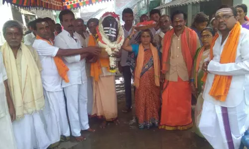 శ్రీశైల శిఖరానికి మందరాడ తలపాగా