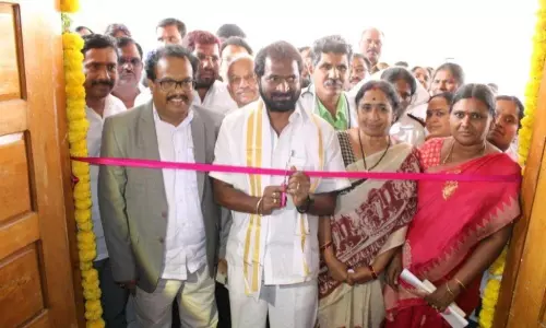 మాతాశిశు భవనాన్ని ప్రారంభించిన మంత్రి శ్రీనివాస్ గౌడ్