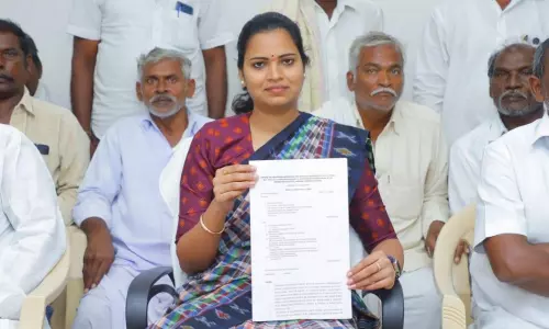 ఈ తీర్పు పుల్లారావుకు చెంప‌పెట్టు: ఎమ్మెల్యే రజిని