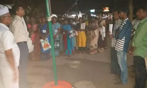 పేదలకు ఇళ్లస్థలాలు ఇచ్చే విషయంలో బాధ్యతగా పని చేయండి: సబ్ కలెక్టర్