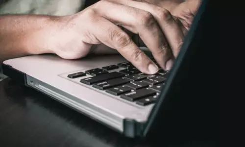 యువజంట ఆగడం: పవిత్ర ఆలయంలో శృంగారం..   వీడియో వైరల్!