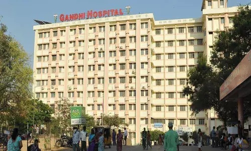 Gandhi Hospital: గాంధీ ఆసుపత్రిలో ముదురుతున్న వివాదం Gandhi Hospital: గాంధీ ఆసుపత్రిలో ముదురుతున్న వివాదం