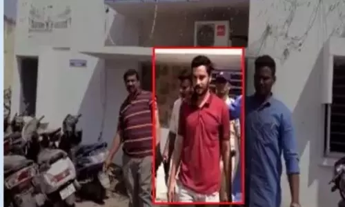 పోలీసులపై దాడి చేసి తప్పించుకున్న రౌడీషీటర్.. ఛేజ్ చేసి పట్టుకున్న పోలీసులు !