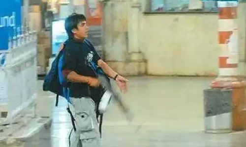 కసబ్ను హిందూ ఉగ్రవాదిగా చూపే ప్రయత్నం.. సమీర్ చౌదరిగా మార్చే యత్నం కసబ్ను హిందూ ఉగ్రవాదిగా చూపే ప్రయత్నం.. సమీర్ చౌదరిగా మార్చే యత్నం