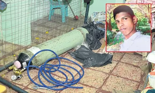 నేను నా రాక్షసి సినిమా తరహాలో బీటెక్ విద్యార్ధి ఆత్మహత్య