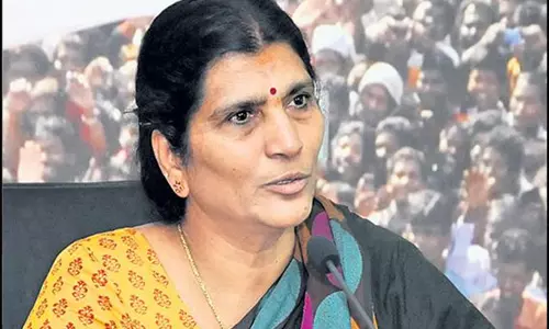 స్థానిక ఎన్నికల్లో డిపాజిట్లు రావనే భయంతోనే చంద్రబాబు బస్సుయాత్ర స్థానిక ఎన్నికల్లో డిపాజిట్లు రావనే భయంతోనే చంద్రబాబు బస్సుయాత్ర