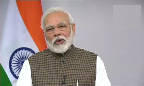 ఖేలో ఇండియా యూనివర్సిటీ గేమ్స్ను ప్రారంభించిన మోడీ ఖేలో ఇండియా యూనివర్సిటీ గేమ్స్ను ప్రారంభించిన మోడీ