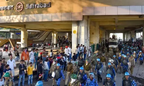 ఢిల్లీలో మెట్రో రైల్ తిరిగి ప్రారంభం