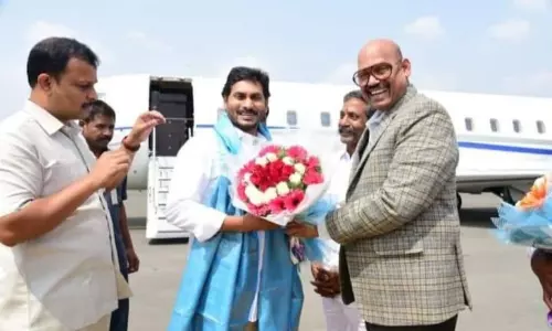 Kurnool: సీఎం జగన్ ను కలిసిన టీజీ వెంకటేష్