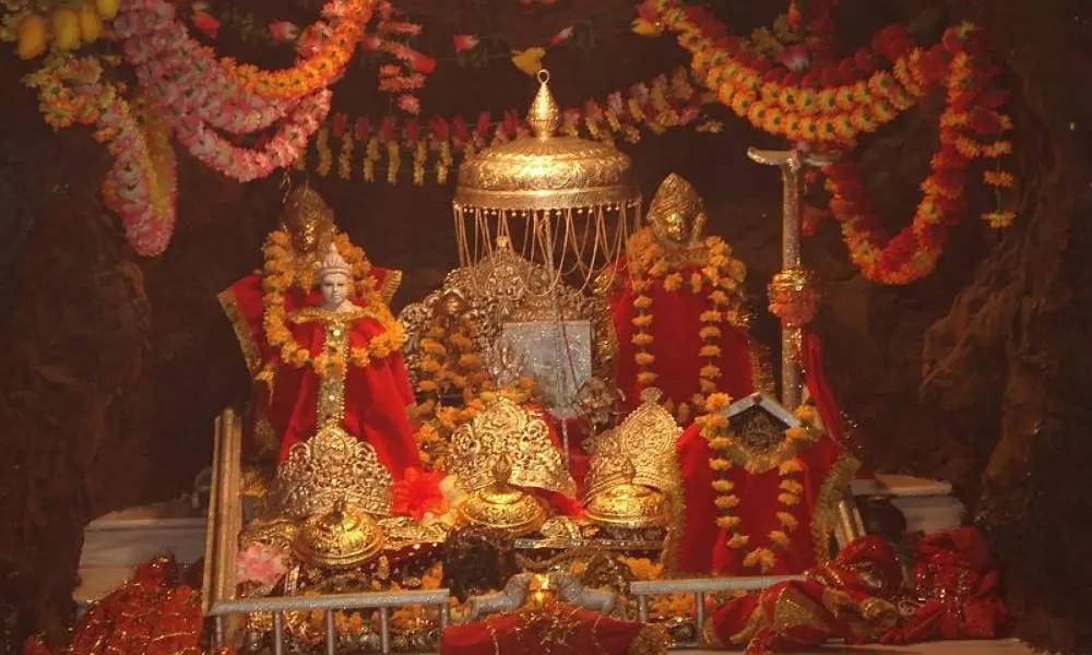 Vaishnodevi: జగములనేలే తల్లి..కోరిన వరాలిచ్చే వైష్ణోదేవి