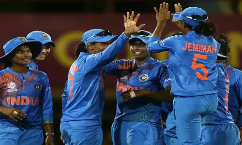 ICC T20 World Cup : కాసేపట్లో శ్రీలకంతో పోరు.. హర్మన్‌సేనకు చక్కటి అవకాశం