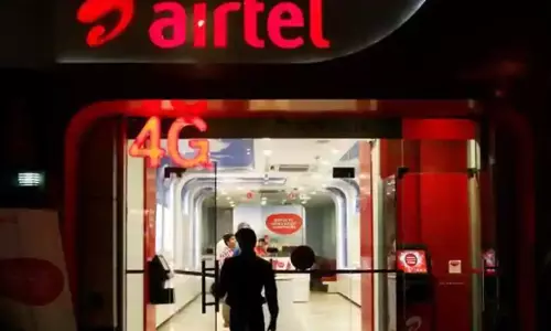 రూ.8 వేల కోట్లు చెల్లించిన ఎయిర్‌టెల్‌.. వొడాఫోన్‌‌‌‌ ఐడియాపై పెరుగుతున్న ఒత్తిడి..