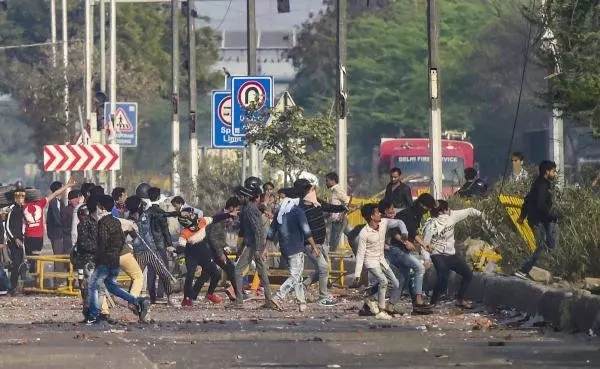 Delhi Violence : 531 కేసులు నమోదు.. 1,600 మందికి పైగా అరెస్ట్..