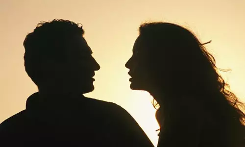 స్త్రీ, పురుషుడు కలిస్తే వివాహం జరిగినట్లే