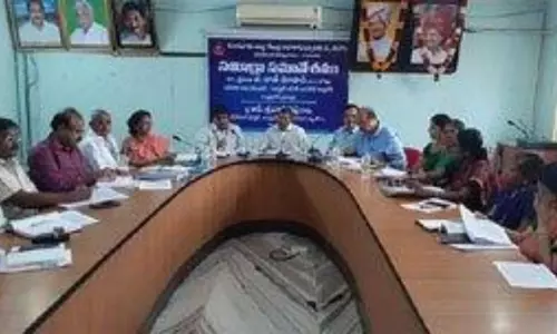 Guntur: సహకార సంఘాలకు సకాలంలో ఆడిట్‌ జరపాలి