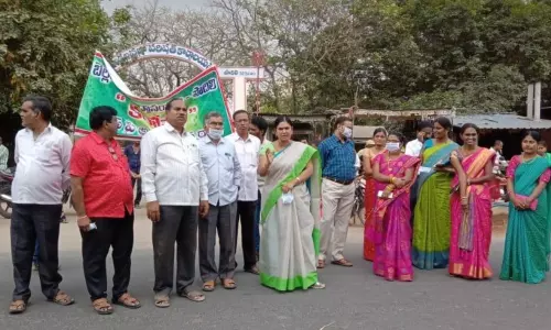 Podili: కరోనా వైరస్ పై అవగాహనా ర్యాలీ