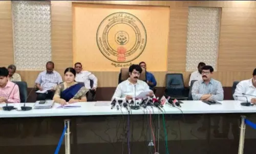 Kakinada: జిల్లాలో 1072 పంచాయతీలకు ఎన్నికలు: జిల్లా కలెక్టర్