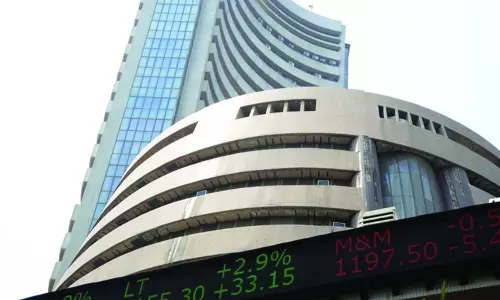 నష్టాలతో ముగిసిన స్టాక్ మార్కెట్లు