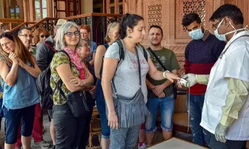 Coronavirus: మరో మూడు దేశాల పౌరులను నిషేధించిన భారత్..