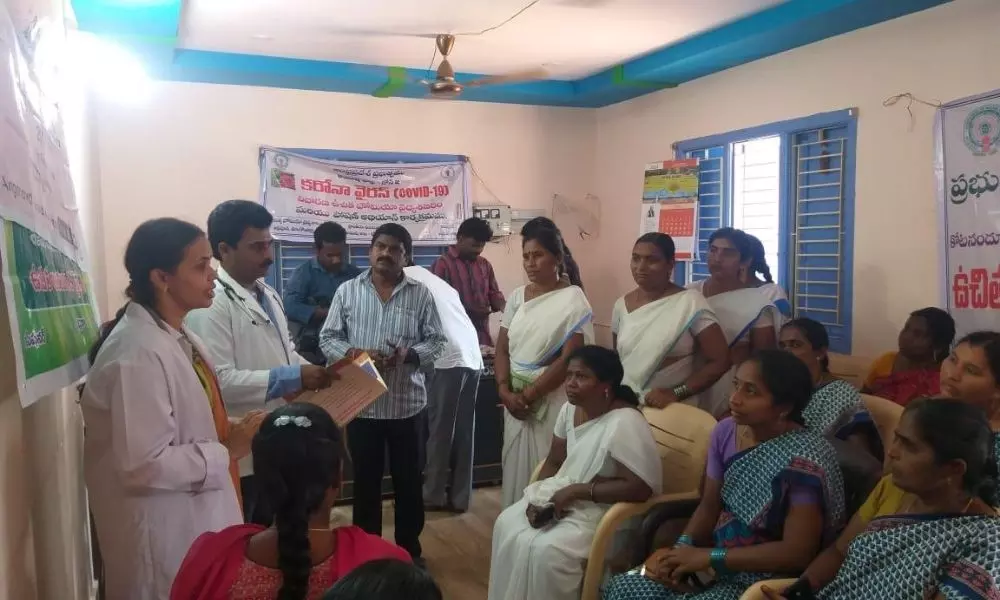 Annavaram: ఆయుష్ శాఖ వారిచే కరోనా అవగాహన శిబిరం Annavaram: ఆయుష్ శాఖ వారిచే కరోనా అవగాహన శిబిరం