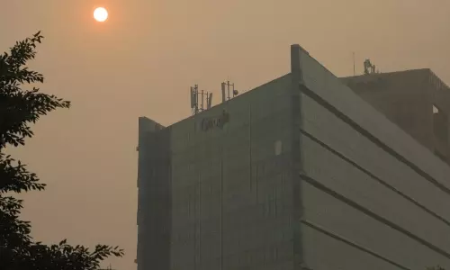 బెంగుళూరులో గూగుల్ ఉద్యోగికి కరోనావైరస్ పాజిటివ్.. మరోవైపు కుదేలైన స్టాక్ మార్కెట్లు..