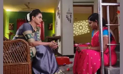 Karthika Deepam : మా నాన్నా..మీ నాన్న ఒక్కరే! బాంబు పేల్చిన సౌర్య!!