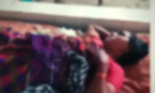 వివాహేతర సంబంధం.. వివాహిత గొంతు కోసిన ప్రియుడు