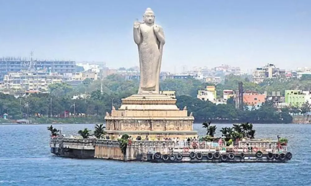 Hyderabad: హుస్సేన్సాగర్కు సరికొత్త హంగులు ! Hyderabad: హుస్సేన్సాగర్కు సరికొత్త హంగులు !