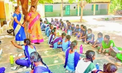 Kadapa: మధ్యాహ్న భోజన పథకం పరిశీలన