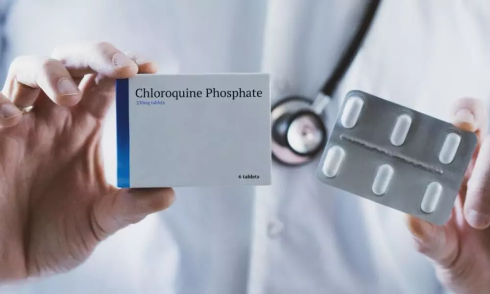 ప్రజల క్లోరోక్విన్ మంత్రం.. కరోనా తో సంబంధం లేకుండా ఎడా పెడా కొనేస్తున్న జనం! ప్రజల క్లోరోక్విన్ మంత్రం.. కరోనా తో సంబంధం లేకుండా ఎడా పెడా కొనేస్తున్న జనం!