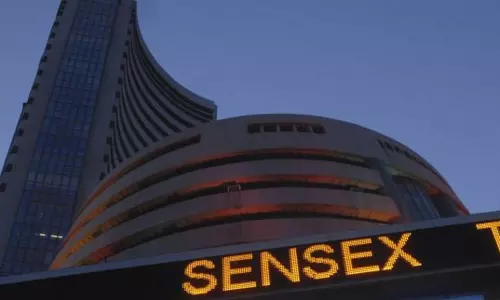 పరుగులు తీసిన స్టాక్ మార్కెట్! పదేళ్ళలో ఇదే తొలిసారి!!