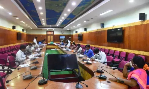 15 ఆసుపత్రులలో 423 ఐసోలేషన్ గదులు: కలెక్టర్