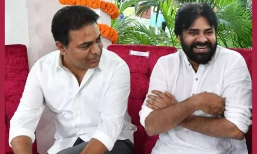 నేనెప్పుడూ మీ తమ్ముడినే పవన్ అన్నా.. పవర్ స్టార్ తో కేటీఆర్!