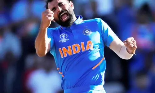 హీరో అంటే ఇంట్లో కూర్చోనేవాడే : మహ్మద్‌ షమి