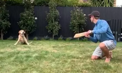 సాండీ క్యాచ్కు..ఆశ్చర్యం వ్యక్తం చేసిన కివీస్ కెప్టెన్ సాండీ క్యాచ్కు..ఆశ్చర్యం వ్యక్తం చేసిన కివీస్ కెప్టెన్