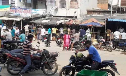 S.Rayavaram: నిర్లక్ష్యానికి చెల్లించక తప్పదు భారీ మూల్యం