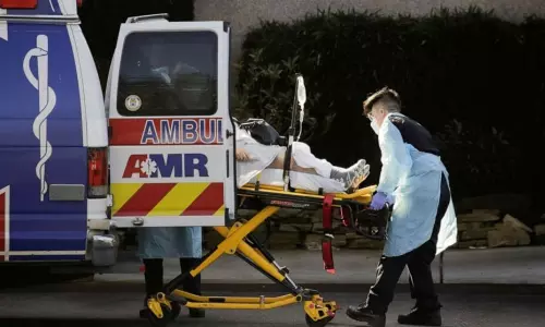 అమెరికాలో కోరలు చాస్తున్న కరోనా.. 3,000 దాటిన మృత్యుల సంఖ్య అమెరికాలో కోరలు చాస్తున్న కరోనా.. 3,000 దాటిన మృత్యుల సంఖ్య