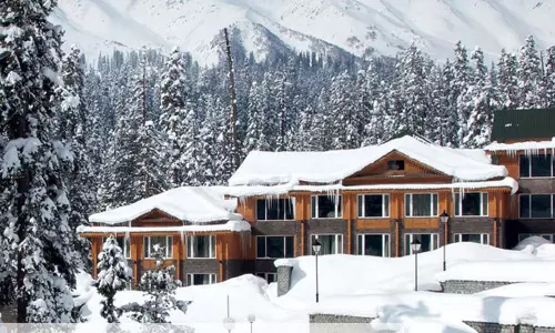 వారికే జమ్మూ కాశ్మీర్ లో స్థిర నివాసానికి అర్హత..నోటిఫికేషన్ విడుదల చేసిన కేంద్రం!